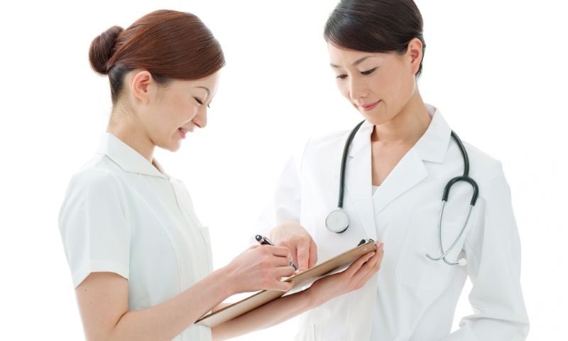 Bằng y sĩ đa khoa: Hành trang thiết thực trong ngành chăm sóc sức khỏe